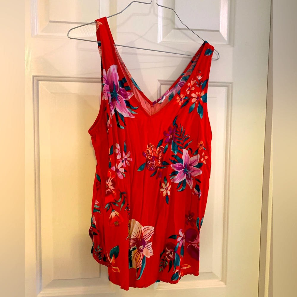 Bright tropical casual V neck tank